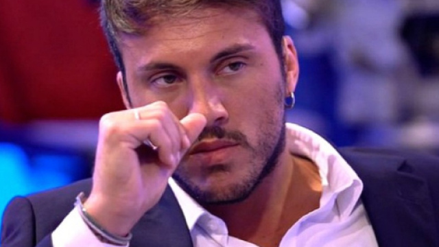 U&D, Giulio Raselli battibecca con un fan su IG: 'Hai poco cervello, non dire ca..'