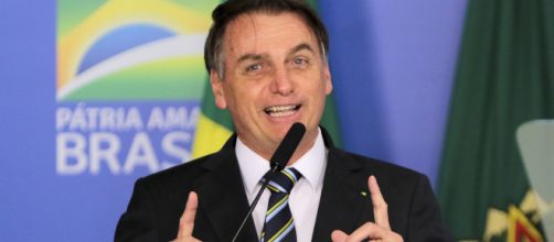 Bolsonaro defendeu medida provis&oacute;ria que permite deporta&ccedil;&atilde;o sum&aacute;ria de estrangeiros. (Arquivo Blasting News)