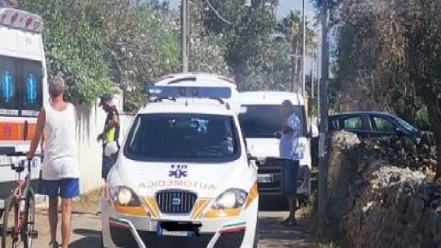 Nard&ograve;, donne muoiono folgorate: stavano sistemando uno stendipanni