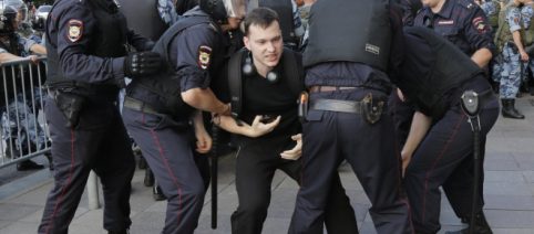 Protest in Russia leaves thousands of protestors jailed