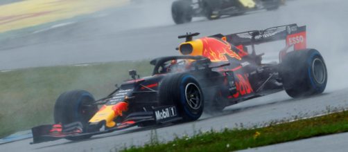 Verstappen se aproxima da vice-lideran&ccedil;a. (Arquivo Blasting News)
