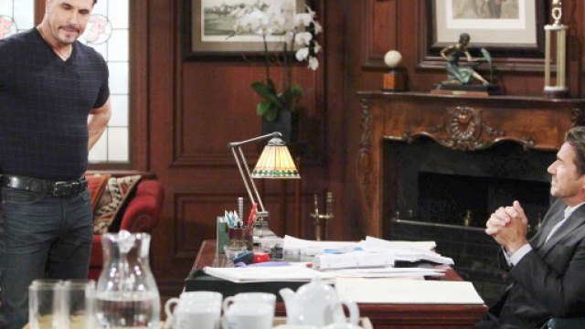 Anticipazioni Beautiful: Bill cadr&agrave; dal balcone di casa sua