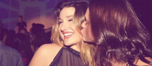 Bruna Marquezine e Sasha Meneghel s&atilde;o amigas desde a inf&acirc;ncia. (Arquivo Blasting News)