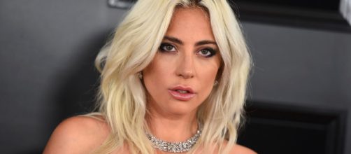 Lady Gaga est&aacute; entre as celebridades que tem menos de 1,60 m de altura. (Arquivo Blasting News)