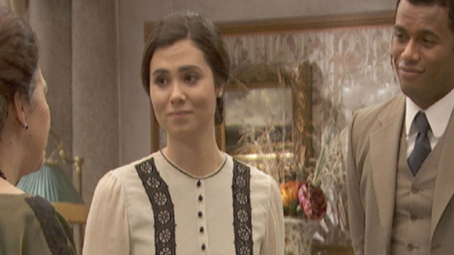 Il Segreto, spoiler: Maria e Roberto tendono una trappola a Francisca e Fernando