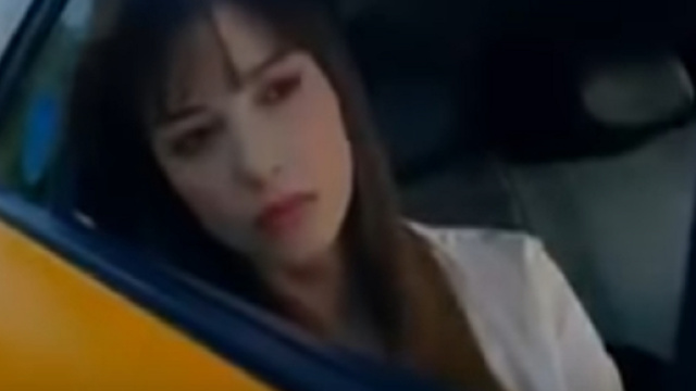 Bitter Sweet, trame: Nazli vorrebbe partire con Asuman