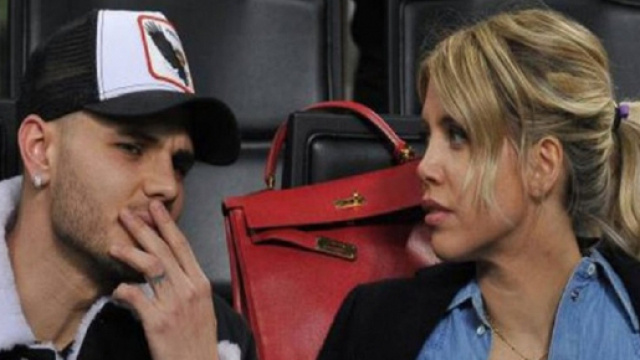 Icardi: proposta da 7,5 mln annui dal Napoli. Smentito cinepanettone per Wanda Nara.