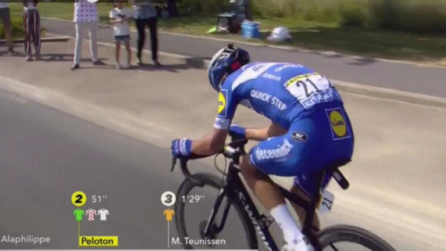 Julian Alaphilippe all'attacco nella terza tappa del Tour de France