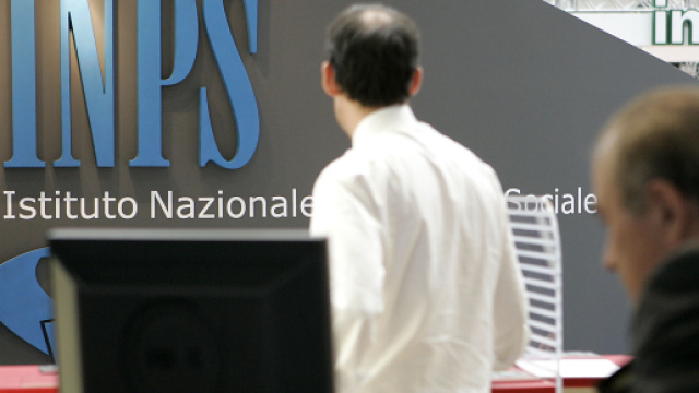 Quattordicesima Inps per pensionati, molti la prenderanno a dicembre.