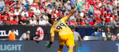 Lance curioso foi considerado legal pela International Board. (Arquivo Blasting News)