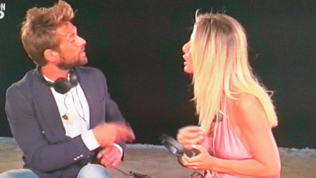 Temptation Island, Sabrina Martinengo: 'Non rimpiango di essermi avvicinata a Giulio'