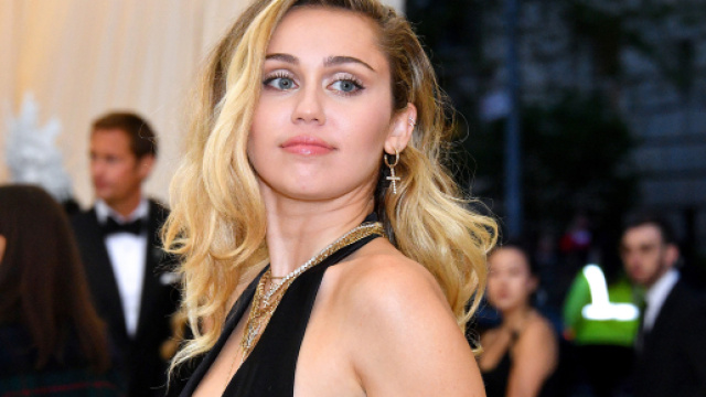Miley Cyrus si &egrave; separata dal marito: sceglie l'Italia per le sue vacanze