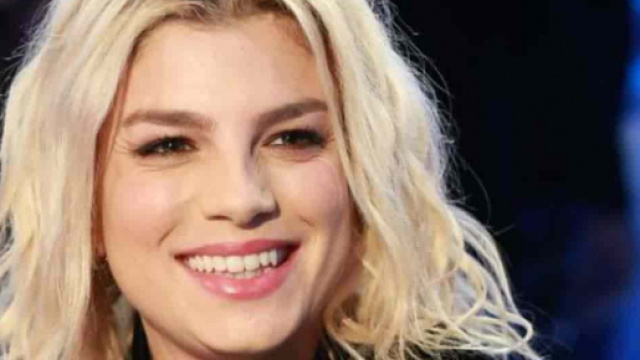 Emma Marrone torna il 6 settembre con 'Io sono bella', la canzone scritta da Vasco Rossi per lei.