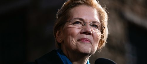 Elizabeth Warren, 2020 Democratic presidential candidate announces gun control. Image credit - Chuck Kennedy via Flickr.