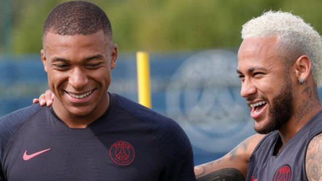 Mercato PSG : la 'guerre est lanc&eacute;e' pour Neymar... et pour Mbapp&eacute;