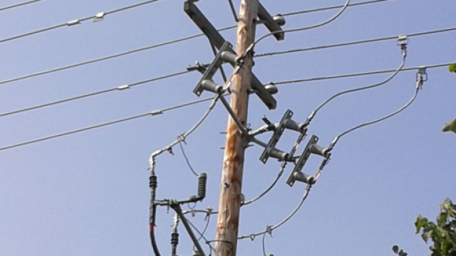 Utilisation de poteaux-bois pour l'&eacute;lectrification au cameroun ... - powersystemsolutionsconsulting.com