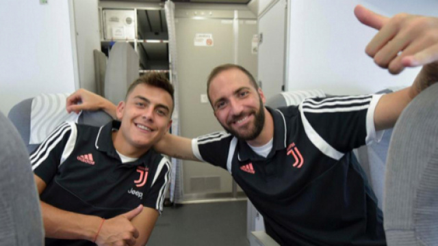 Paulo Dybala e Gonzalo Higuain (Foto: juventus.com)