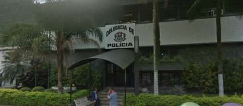 Caso foi registrado na Delegacia Sede de Guaruj&aacute;. (Reprodu&ccedil;&atilde;o/Google Maps)