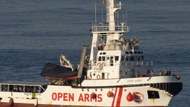 Porti chiusi per Open Arms e Sea Watch. Salvini, alcuni stati pronti ad accogliere - fanpage.it