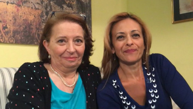 Teresa (Carmen Scivittaro) e Silvia (Luisa Amatucci)