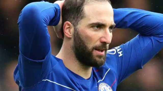 Higuain potrebbe restare alla Juventus.