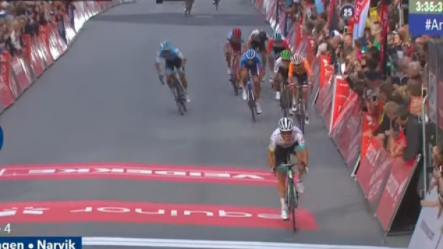 Lutsenko conquista il terzo posto nell'ultima tappa, l'Arctic Race of Norway &egrave; sua