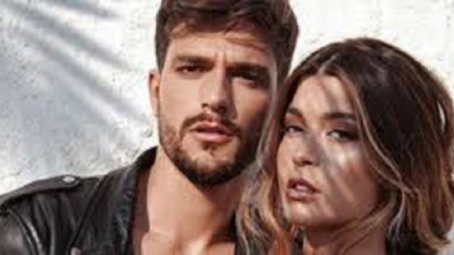 Natalia Paragoni e Andrea Zelletta in vacanza tra Puglia e Valtellina