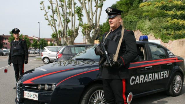 Piacenza, prete arrestato: avrebbe drogato e abusato i ragazzi che praticavano la parrocchia