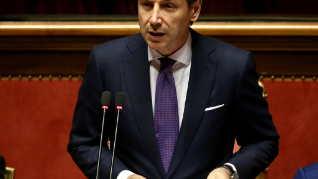 Conte in Aula attacca Salvini.