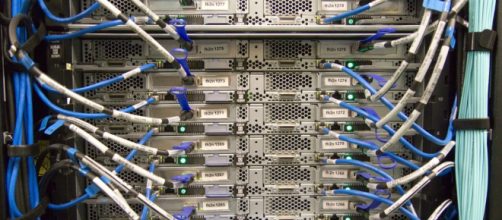 CenturyLink works on improvements/dlohner/Pixabay.com