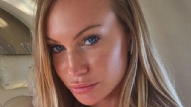 Taylor Mega contro Er Faina a Temptation: 'Misogino, personaggio stupido come la m...'.