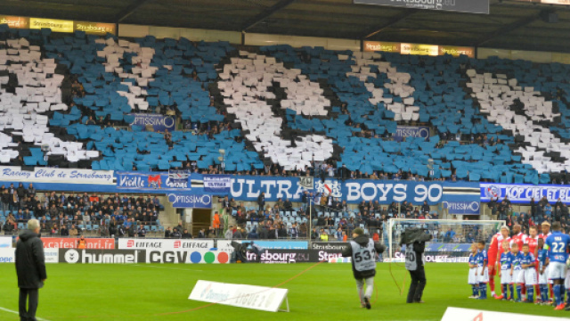 Place foot Strasbourg - Eintracht Francfort : Billet match Racing ... - places-2-foot.fr