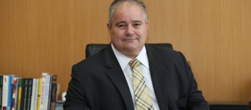 Henrique Pires declarou que sua sa&iacute;da &eacute; uma rea&ccedil;&atilde;o contra a censura de projetos com tem&aacute;tica LGBT. (Arquivo Blasting News)