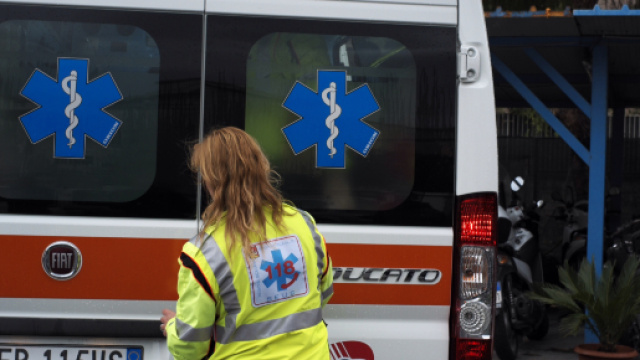 Brindisi, camionista travolto e ucciso da un'auto sulla superstrada