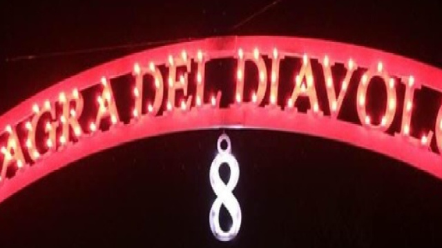 Lecce, 'Sagra del diavolo' di Galatone, il parroco: 'Il male esiste, convertitevi'
