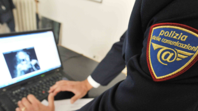 Treviso, padre aveva rapporti con la figlia di due anni: scoperto dalla Polizia australiana e arrestato