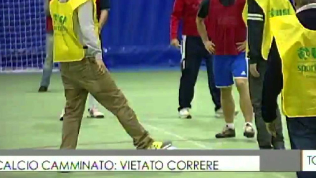 Calcio camminato: vietato correre