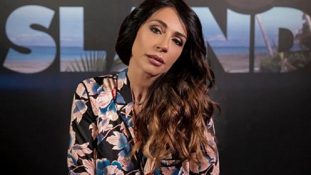 Raffaella Mennoia litiga con una follower di Instagram