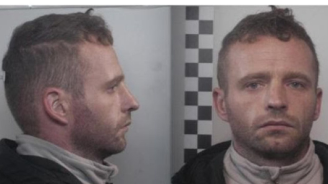 Evade da Poggioreale usando delle lenzuola: &egrave; caccia all'uomo