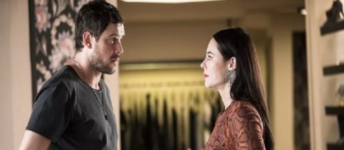 Camilo descobre a verdade sobre Chiclete. (Reprodu&ccedil;&atilde;o/ TV Globo)