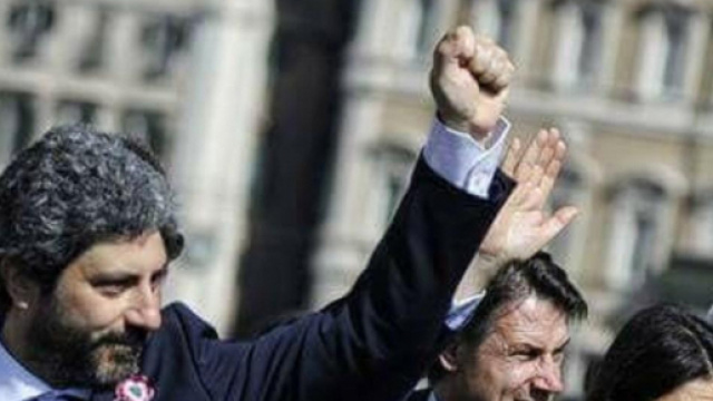 Diego Fusaro all'attacco di Roberto Fico