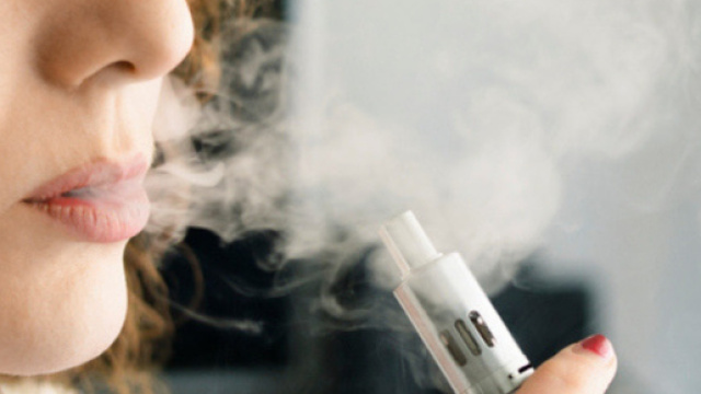 Sigaretta elettronica: in Usa il primo caso di decesso per effetto dello 'svapare'.