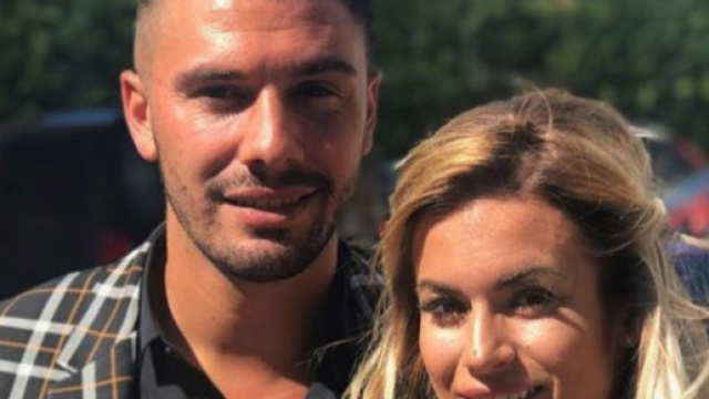 Carla Moreau enceinte de Kevin Guedj ? Le couple s&egrave;me le doute ... - voici.fr