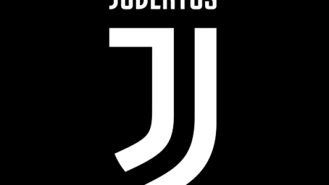 De Ligt in attesa di esordire con la Juventus.