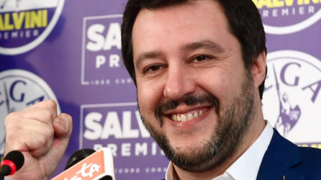 Conte bis: Salvini chiama la piazza e annuncia che non parteciper&agrave; alle consultazioni