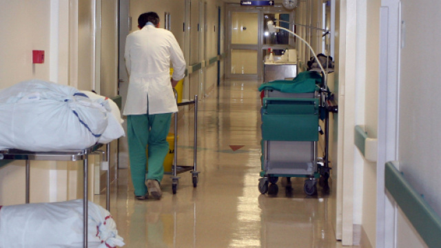 In Spagna 17 casi di 'bambini lupo' a causa di un grave errore nella somministrazione di un farmaco