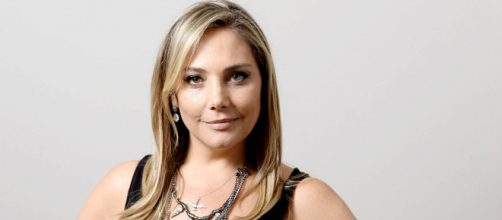 Helo&iacute;sa Periss&eacute; enfrenta tumor. (Arquivo Blasting News)