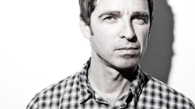 Noel Gallagher chiede ironicamente una petizione per far sciogliere i Foo Fighters