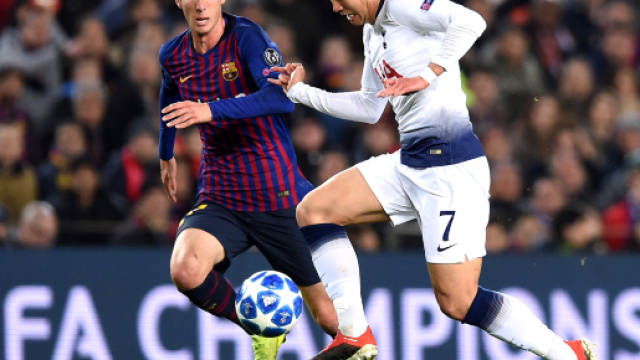 Juventus, Gazzetta: piace Miranda del Barcellona