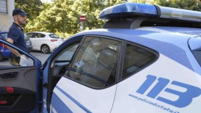 Roma, precipita dal terrazzo: indagato l'amico che era in casa | meteoweb.eu